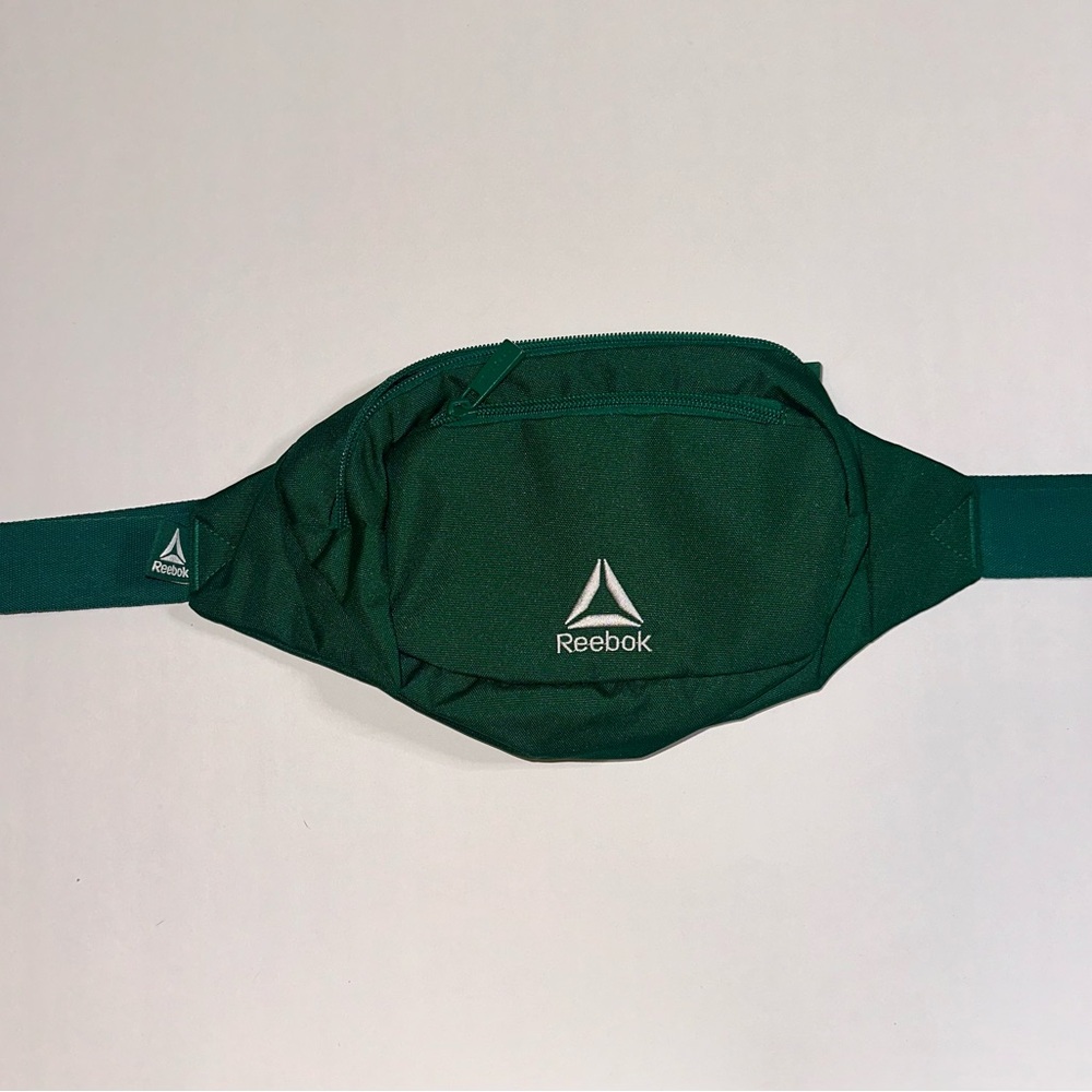 Reebok Unisex New Without tags adjustable Green and White Belt Bag